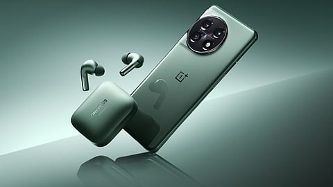 oneplus 11 launched with snapdragon 8 gen 2 100w charging check price specifications marathi news 