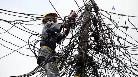 Electricity workers strike