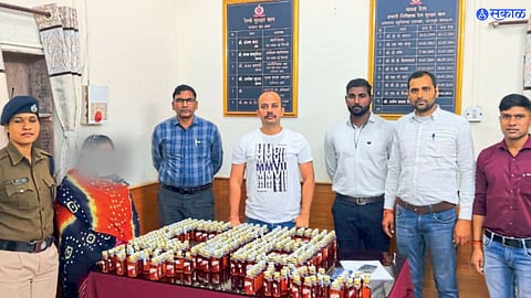 liquor smuggling women arrested by rpf crime branch nagpur