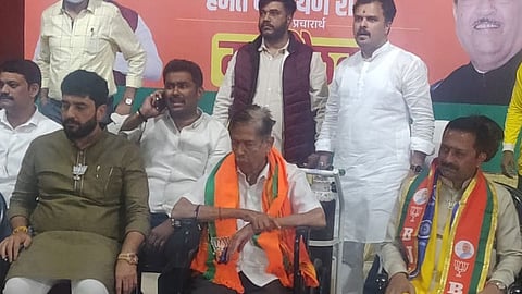 Girish Bapat 