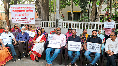 hunger strike against road digging