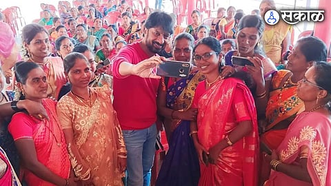 Kiran Mane shared post his experience with asha workers fan love in jat taluka 