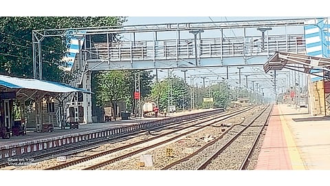 Takari Railway Station