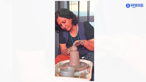 pottery artist