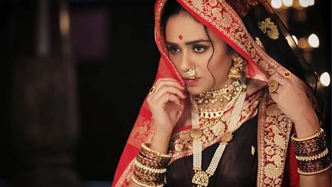 amruta khanvilkar, amruta khanvilkar news