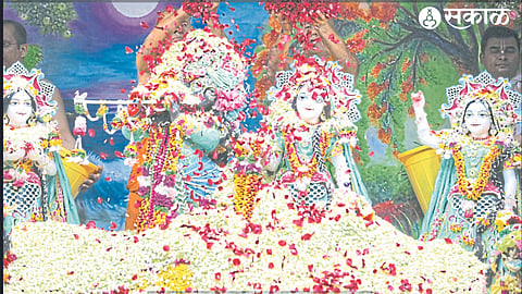 Decoration of idols in ISKCON temple.