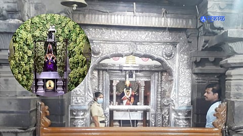 pandharpur vitthal temple decoration with grapes vanished in half hour