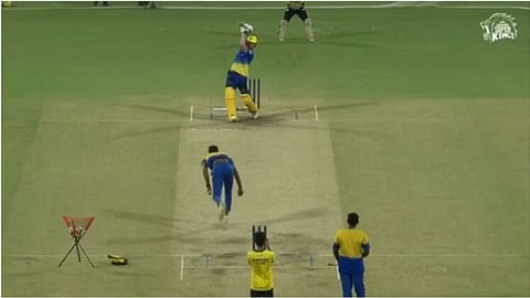 IPL 2023 ben-stokes-of-csk-hit-sky-high-sixes-in-his-very-first-practice-session video 
