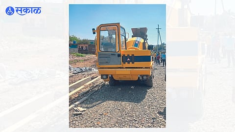 Concrete mixer that caused the accident.
