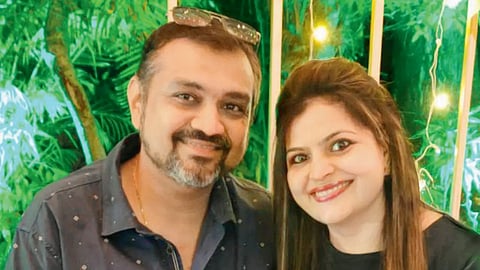 Where was Ghatkopar couple for six hours couple found dead in bathroom after playing holi in ghatkopar  