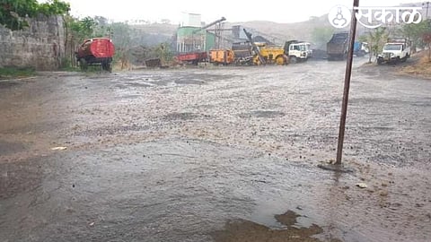 The scene of untimely rains at the crusher area of ​​Engineer Arun Khatale in Konambe area