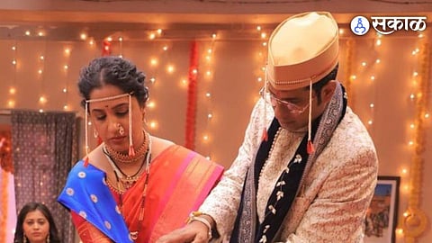 Aai Kuthe Kay Karte arundhati ashutosh wedding photo viral