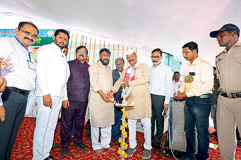  Minister Abdul Sattar