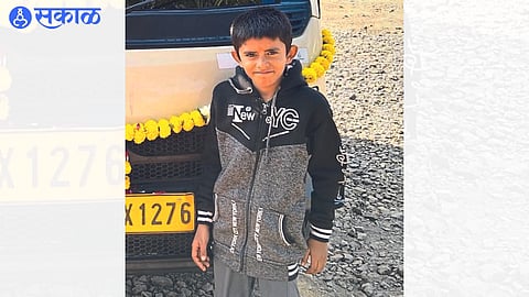 child died in accident with truck shindakheda dhule news