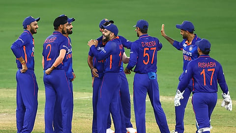 bcci released the annual-contract-list- team india these-7-players-are-not-included- 