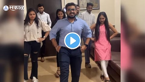 Naatu Naatu Dance In Office With Boss