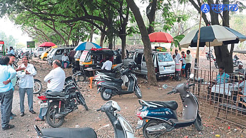 rto agent camped right next to guard wall of Superintendent of Police residence jalgaon news