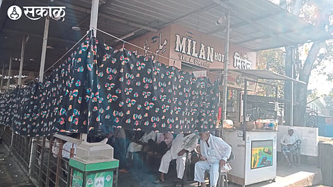 Curtains on the hotel near the new bus stand here