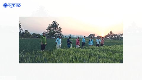During the panchnama at Kamad Shivara, forester D. R. Adakine and forest staff.
