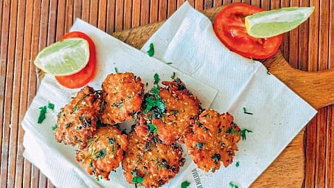Tomato Pohe Vade recipe by nilima nitin food 
