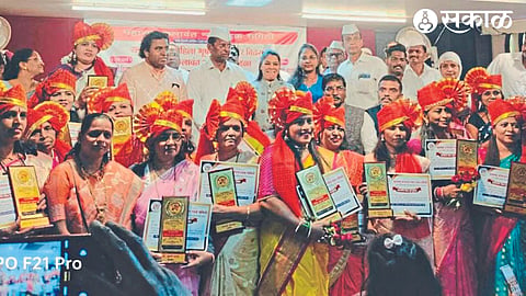 Legislative Assembly Vice President Narahari Jirwal along with female artistes honored at the Women's Artist Awards Ceremony held at Swarnima Cultural Auditorium