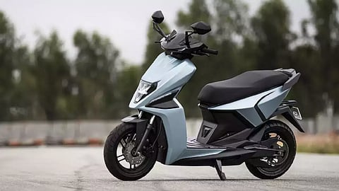 electric scooter sales decline up to 66 percent fame ii subsidy ola ather bajaj tvs hero sales dropped  