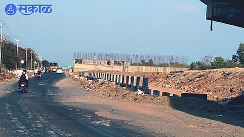 Highway four-lane work is progressing at a slow pace near Tarsod Fata.
