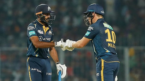 KKR vs GT Live Score 
