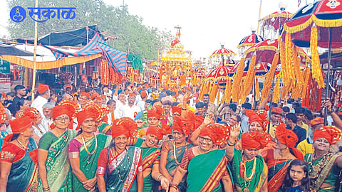 Rath Shobhayatra started on Thursday on the occasion of Sri Ekvira Devi Yatrotsavam.
