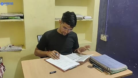 UPSC Student 