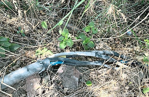 फुलजाई देवी मंदिर परिसरात 
‘महावितरण’चे दुर्लक्ष