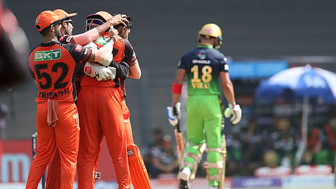 IPL Playoffs Race