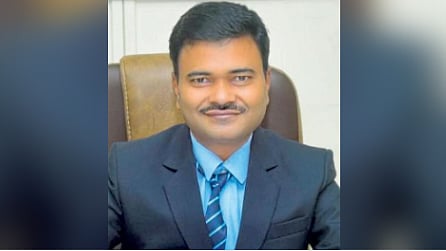 success story scrap collector Ravi became Deputy Education Officer