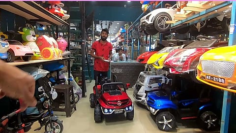 toys