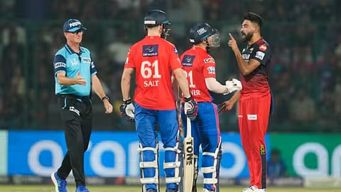 Mohammed Siraj : आरसीबीची पोरं भांडखोरच! सामन्यात पुन्हा गदारोळ, सिराजच्या कृतीने मैदानात उडाली खळबळ