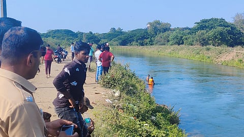 Khadakwasala Canal