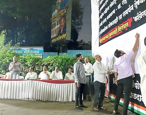 स्वाक्षरी मोहिमेला 
नागरिकांचा मोठा प्रतिसाद