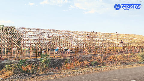 Sheds being erected on Malegaon road