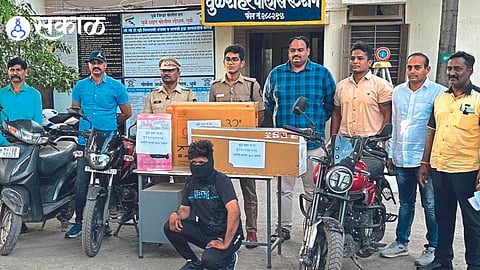Officials present during the inspection after the city police seized the stolen items.
