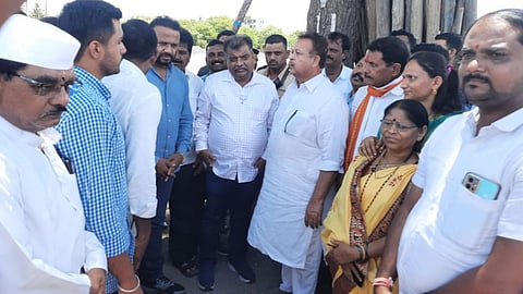 Dnyaneshwar Maharaj Palkhi Minister Ravindra Chavan