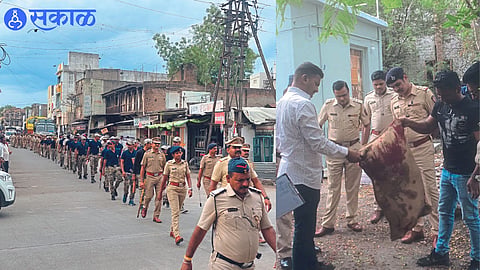 Mock drill by police in Mahavitaran office jalgaon news 