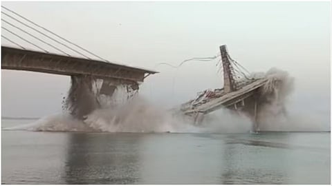 bihar flyover collapse