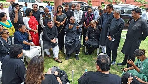  Trend Of Wearing Black