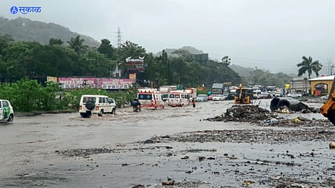 Mumbai Rain Update heavy rain in city and suburbs    districts of Mumbai Thane and Palghar  