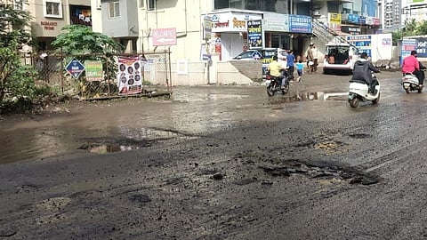 pmc contractor responsible for pune road condition g20 monsoon rain patholes 