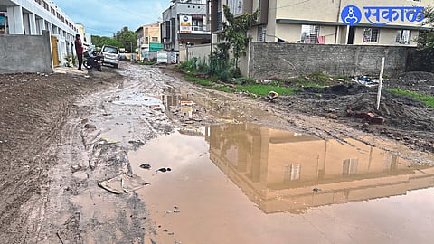 residents of newly settled area of ​​Makhmalabad are suffering from problems nashik news