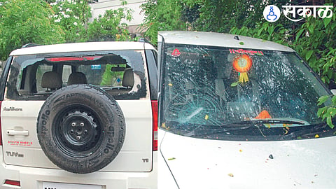 Damage to vehicles in Dhongdenagar
