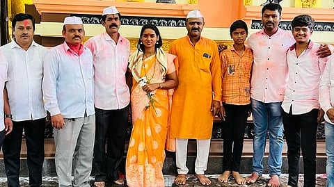 anita ashok hulavale became psi mpsc education police department 