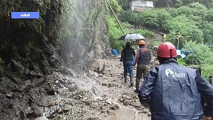 Kedarnath Landslide : केदारनाथ यात्रा मार्गावर झाले भूस्खलन, अनेक जण अडकल्याची भीती
