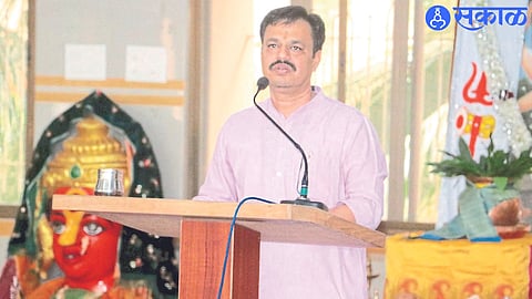 Chandrakantada More while guiding during the Srimad Bhagwat week which started from Sunday at Sri Swami Samarth Gurupeeth.
